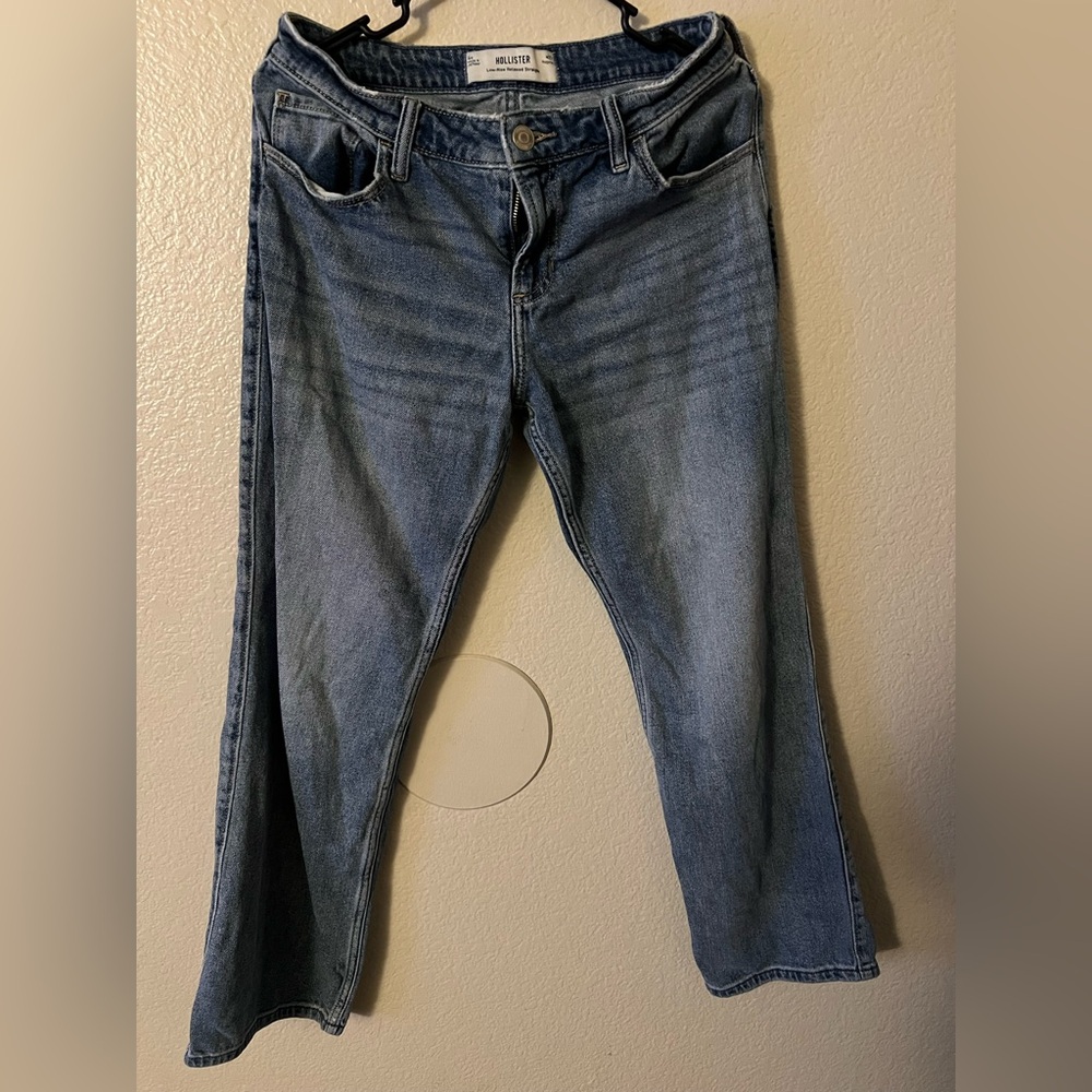 Hollister Low-Rise Relaxed Straight Jeans - Blue